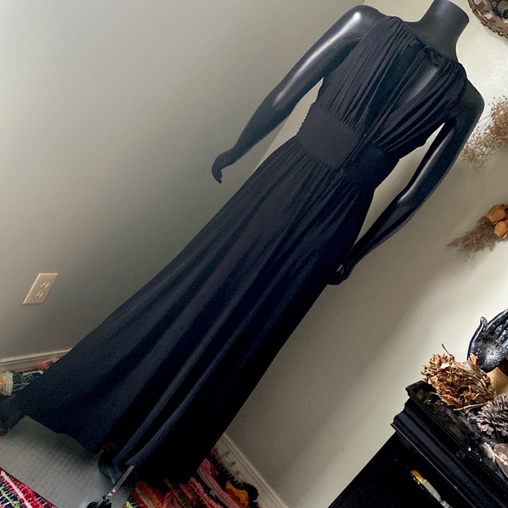 R&M Richards Black Sleeveless Halter Gown Dress - Picture 4 of 11